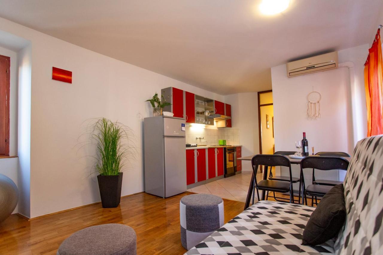 Apartment Kika Пула Екстериор снимка