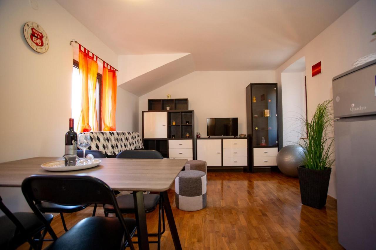 Apartment Kika Пула Екстериор снимка