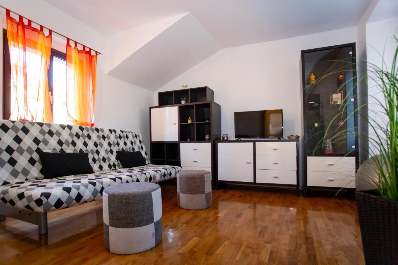 Apartment Kika Пула Екстериор снимка