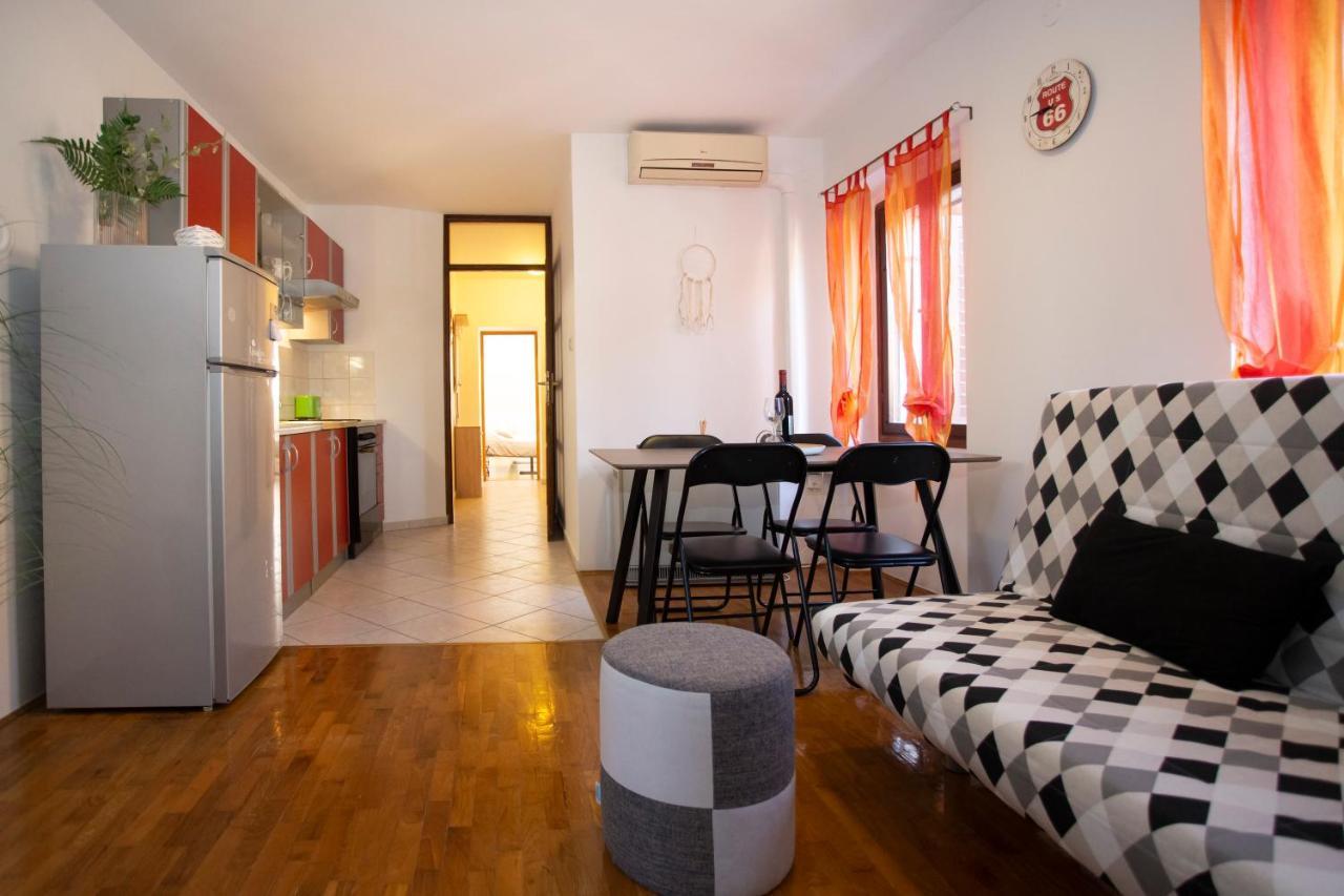 Apartment Kika Пула Екстериор снимка
